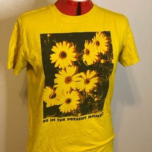 Yellow Daisy T Shirt
